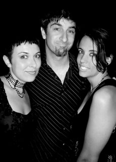 dark-sparkle-02-02-05-21 Michelle, Dave & Dru